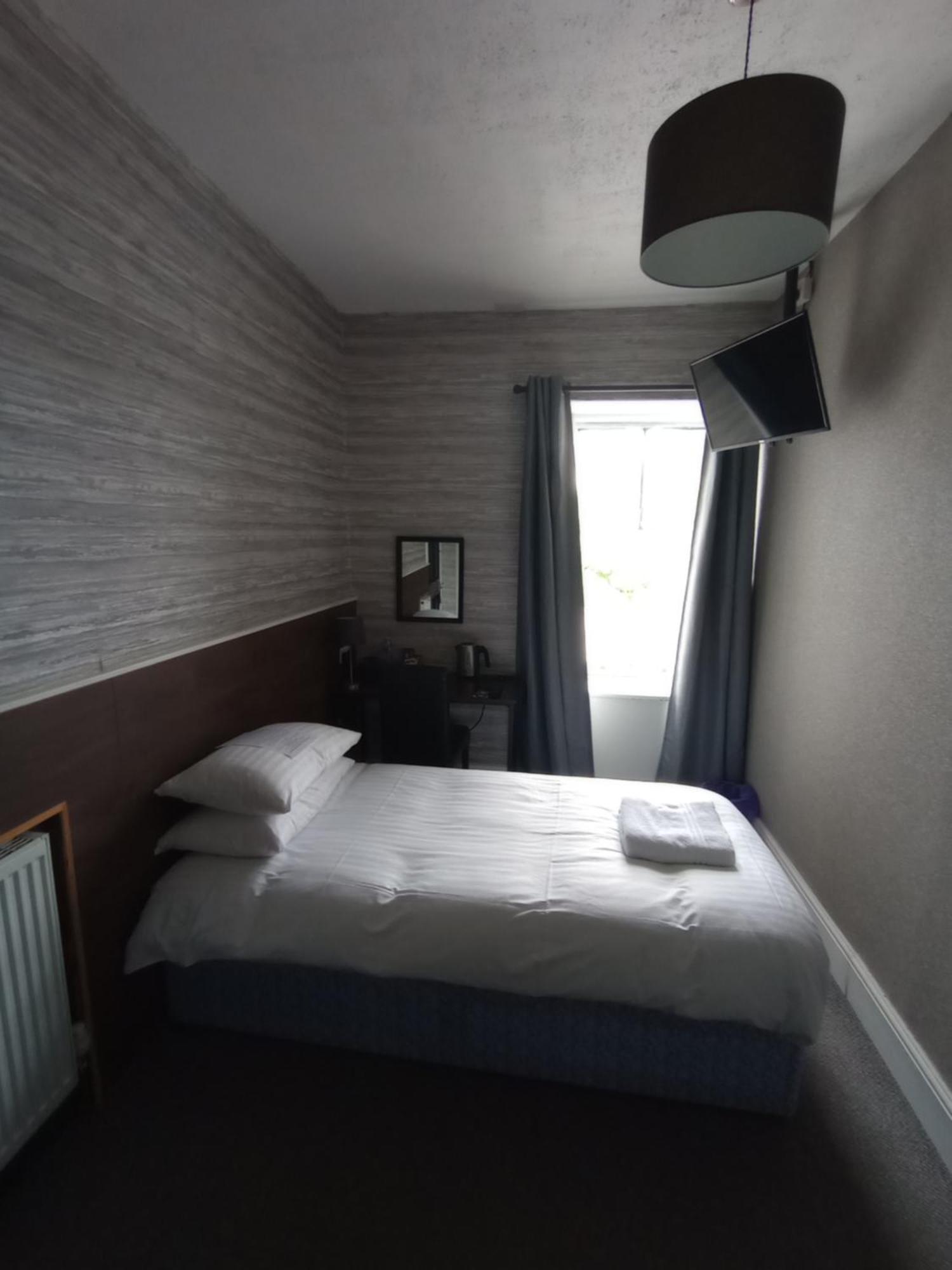 Hotel Goblin Ha' Gifford Esterno foto