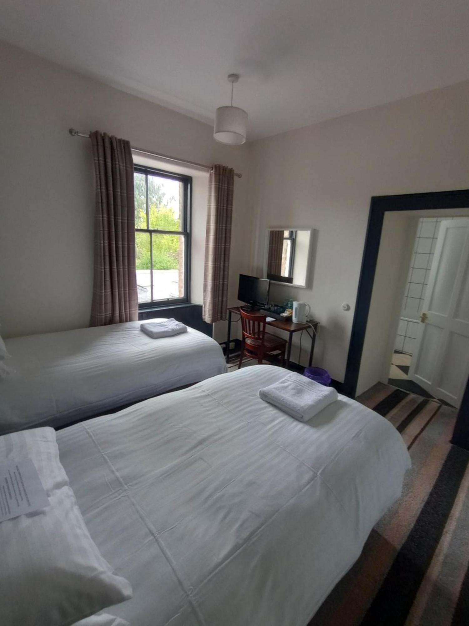 Hotel Goblin Ha' Gifford Esterno foto